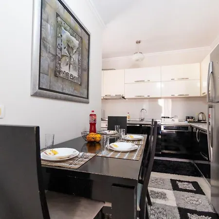 8home * טיראנה